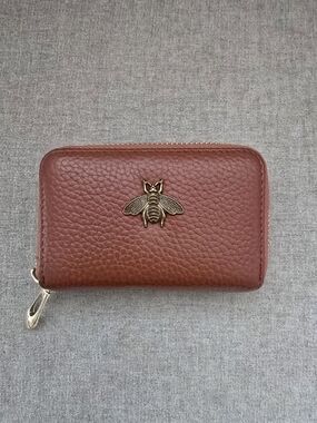 Brown Leather Zip Card Wallet with Decorative Bee Accent